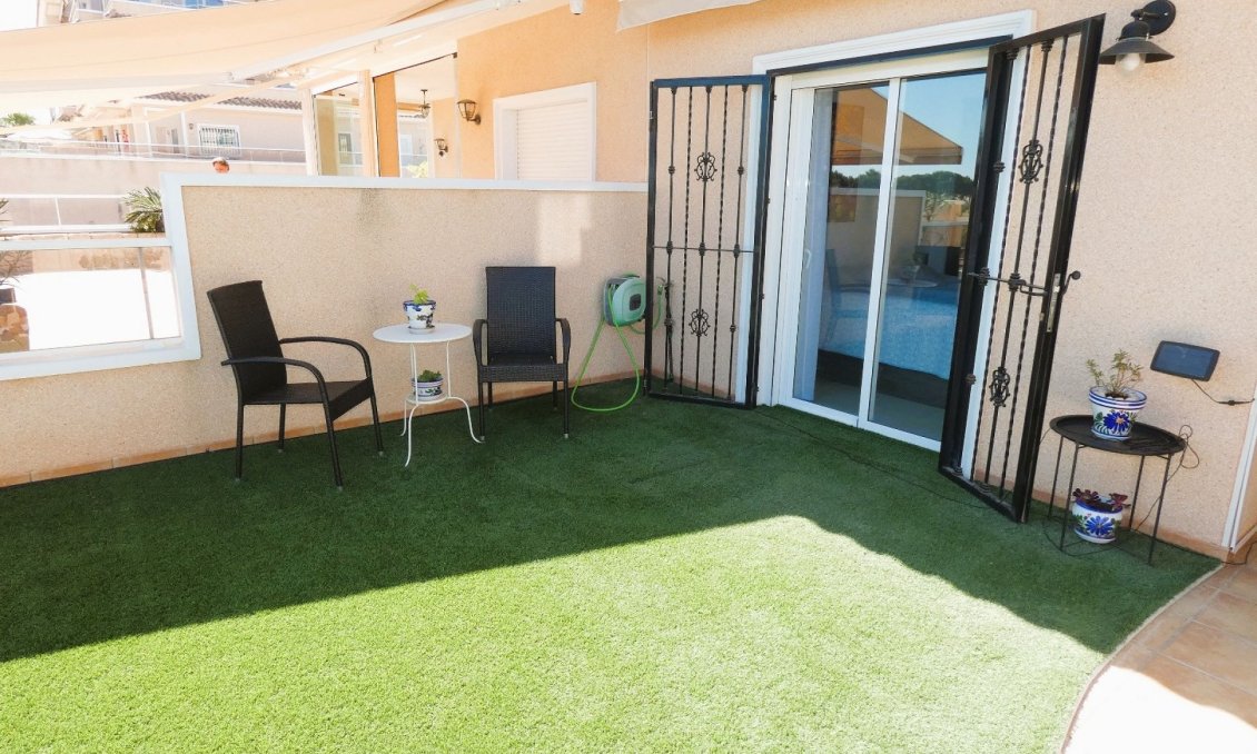 Használt Ingatlanok - Apartman -
Orihuela Costa - Costa Blanca