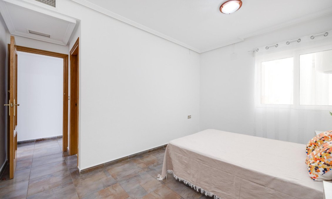 Segunda mano - Ático -
Torrevieja - Centro