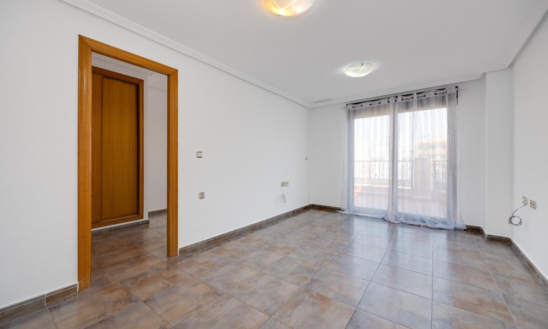 Segunda mano - Ático -
Torrevieja - Centro