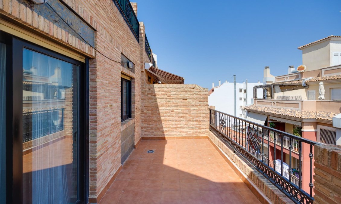Segunda mano - Ático -
Torrevieja - Centro