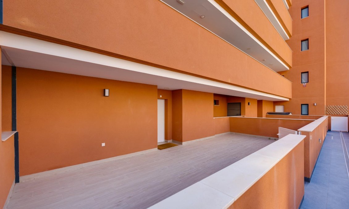 Segunda mano - Apartamento -
Orihuela Costa - Villamartín-las Filipinas