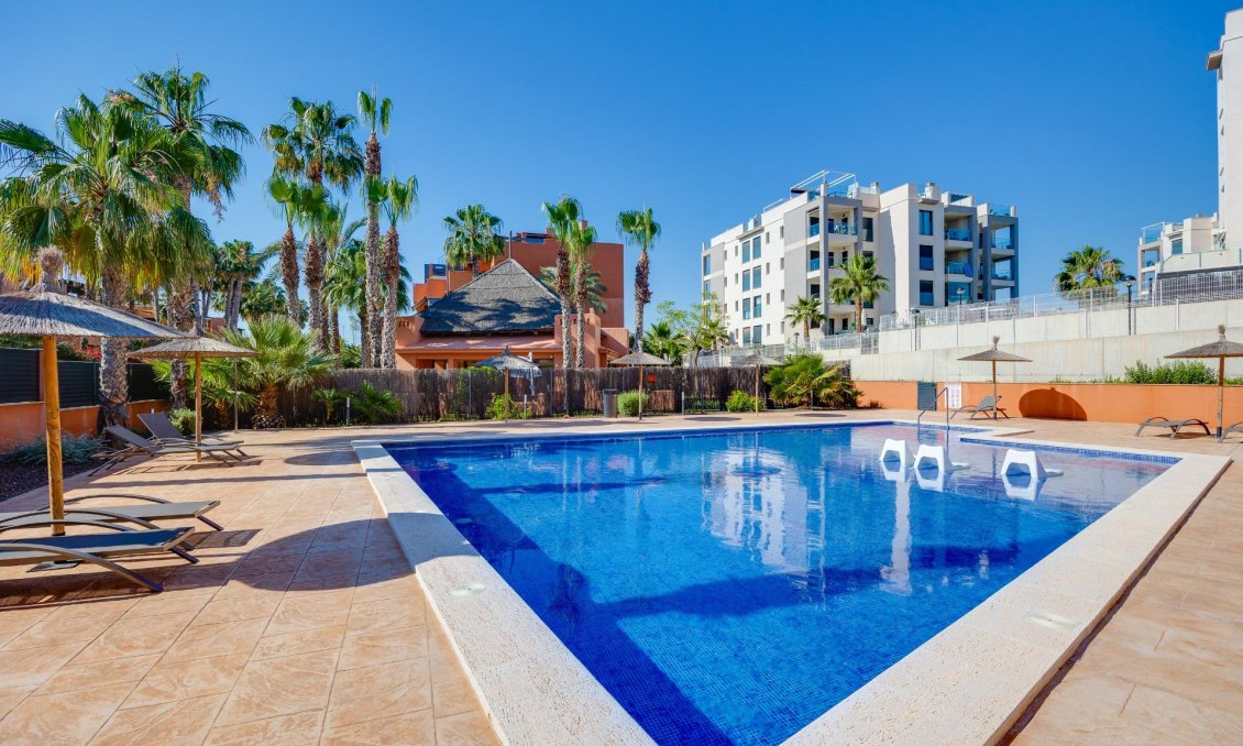 Segunda mano - Apartamento -
Orihuela Costa - Villamartín-las Filipinas