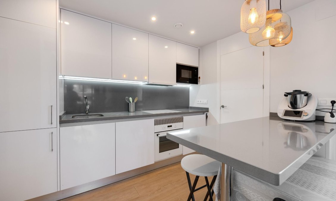 Segunda mano - Apartamento -
Orihuela Costa - Villamartín-las Filipinas