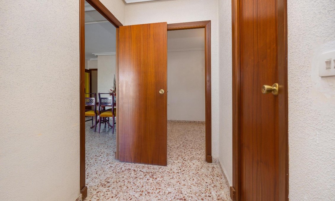 Resale - Apartment -
San Pedro del Pinatar - Av. Dr Artero Guirao