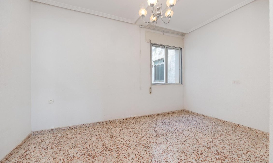Resale - Apartment -
San Pedro del Pinatar - Av. Dr Artero Guirao