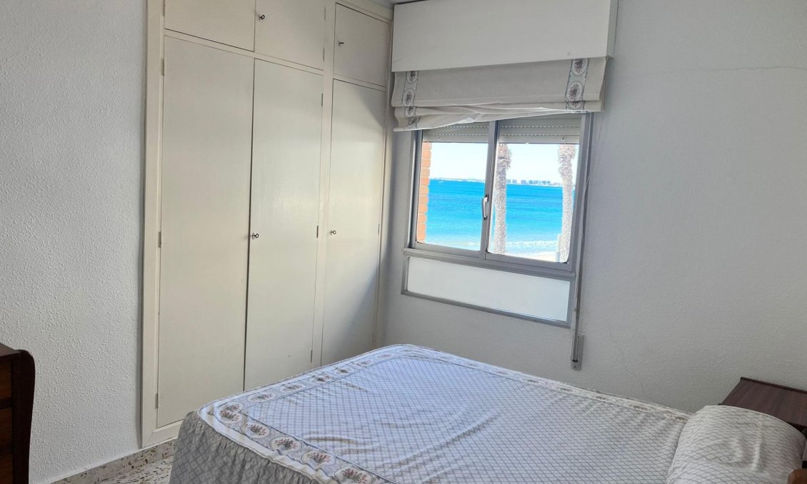 Segunda mano - Apartamento -
Torrevieja - Playa del Cura