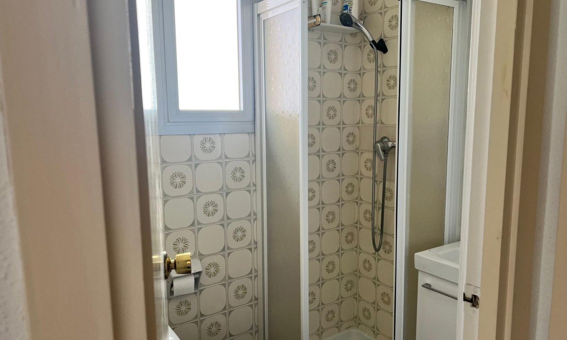 Segunda mano - Apartamento -
Torrevieja - Playa del Cura