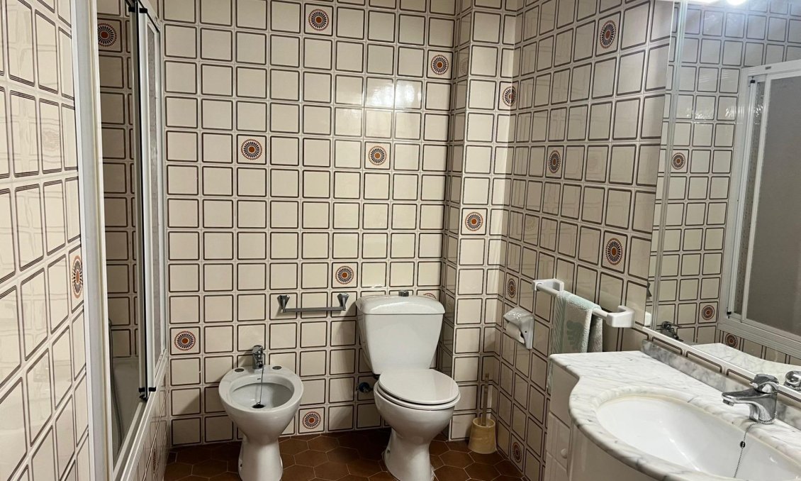 Segunda mano - Apartamento -
Torrevieja - Playa del Cura