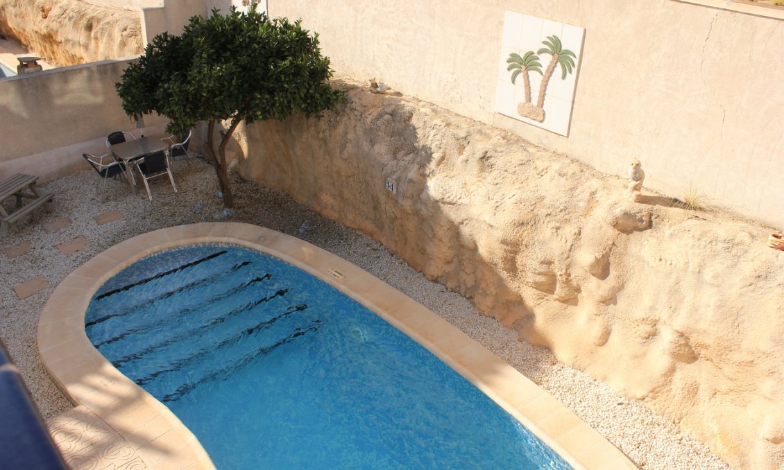 Segunda mano - Villa -
La Zenia - Costa Blanca