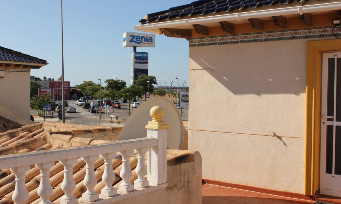 Segunda mano - Villa -
La Zenia - Costa Blanca