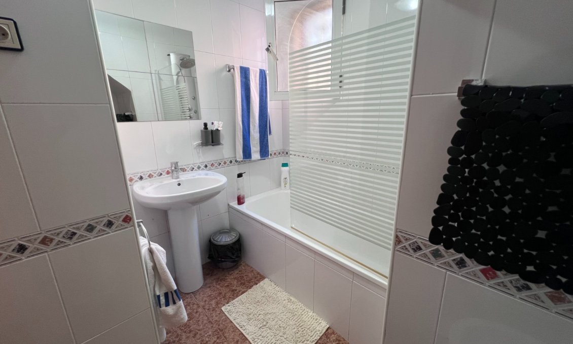 Wiederverkauf - Town House -
Torrevieja - Costa Blanca