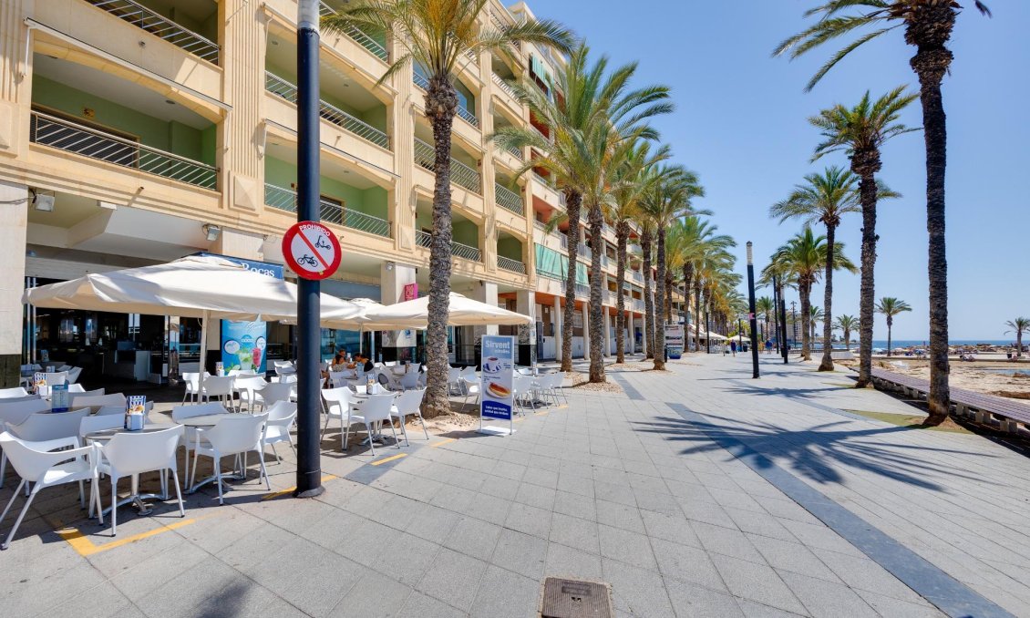 Wiederverkauf - Wohnung -
Torrevieja - Paseo Maritimo