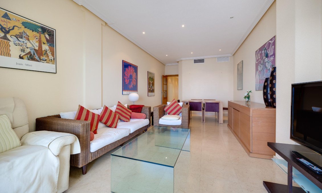 Wiederverkauf - Wohnung -
Torrevieja - Paseo Maritimo