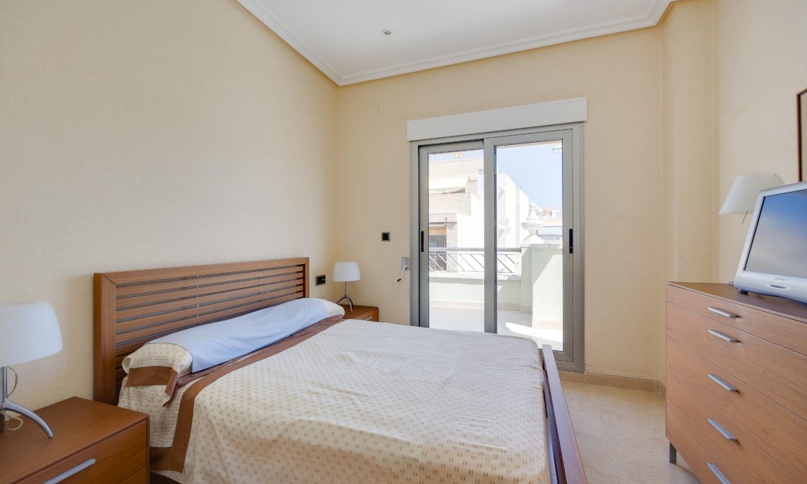 Wiederverkauf - Wohnung -
Torrevieja - Paseo Maritimo