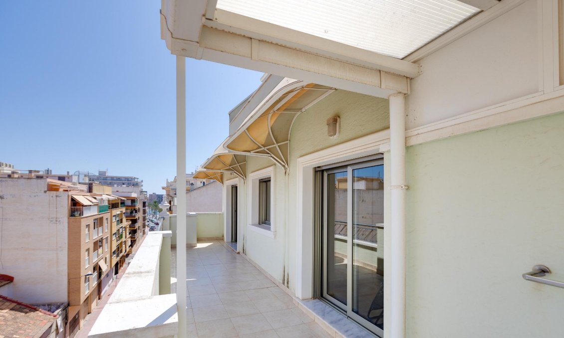 Wiederverkauf - Wohnung -
Torrevieja - Paseo Maritimo