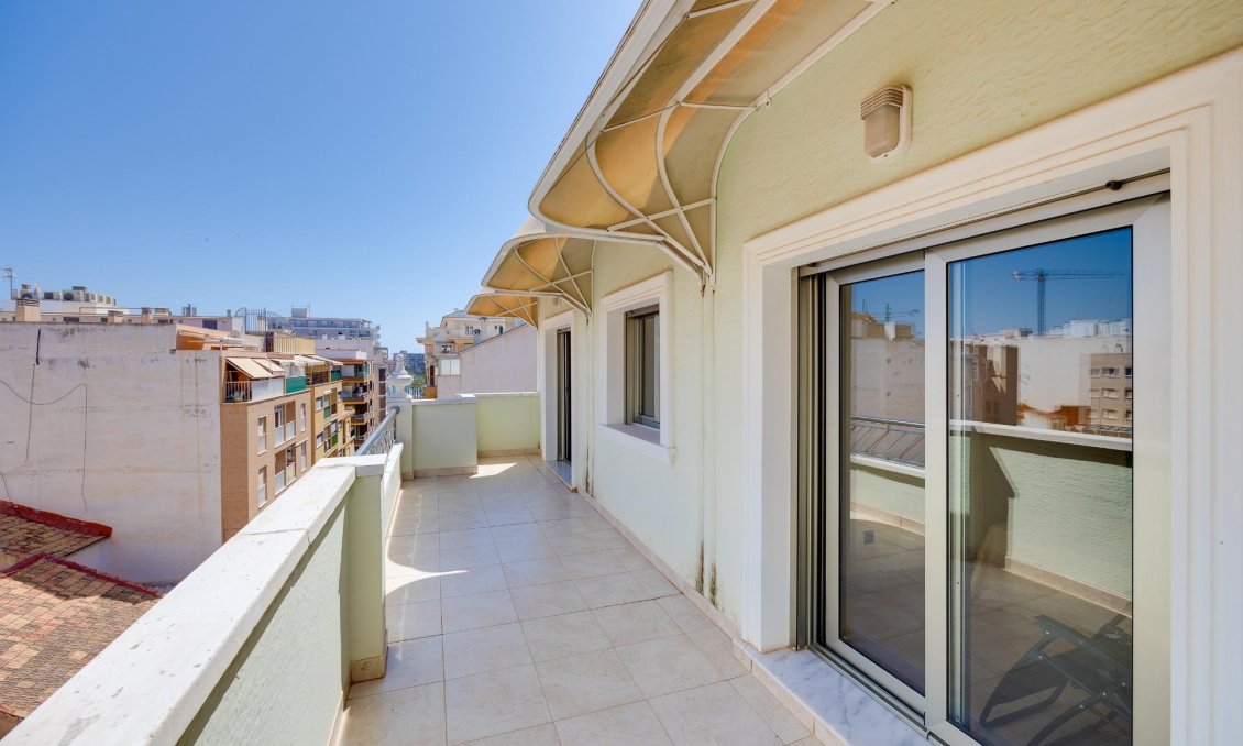 Wiederverkauf - Wohnung -
Torrevieja - Paseo Maritimo