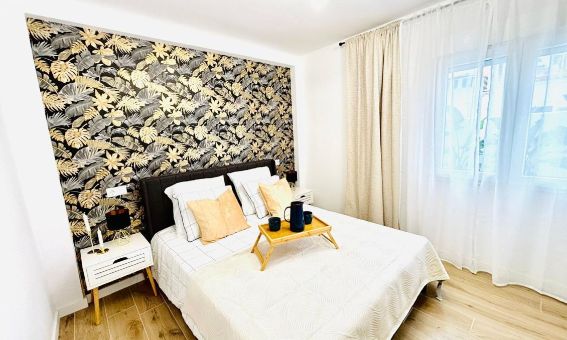 Wiederverkauf - Quad House -
Torrevieja - Carrefour