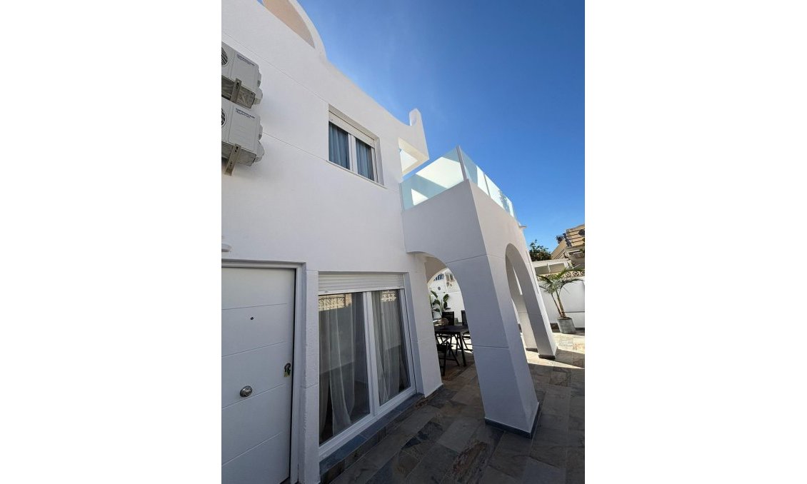 Wiederverkauf - Quad House -
Torrevieja - Carrefour