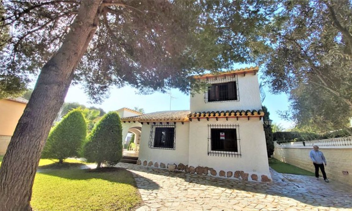 Segunda mano - Villa -
Torrevieja - Costa Blanca