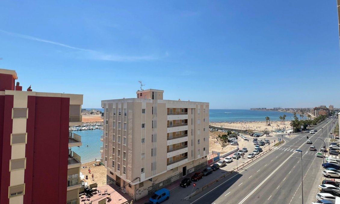 Segunda mano - Apartamento -
Torrevieja - El Acequión - Los Náufragos