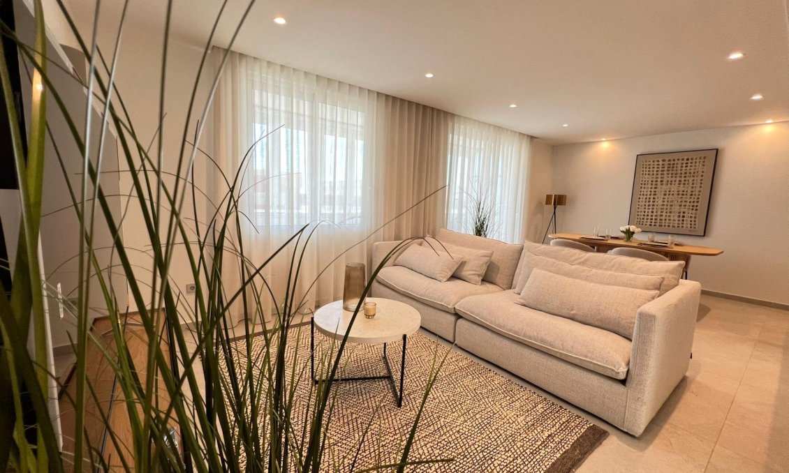 Segunda mano - Apartamento -
Torrevieja - El Acequión - Los Náufragos