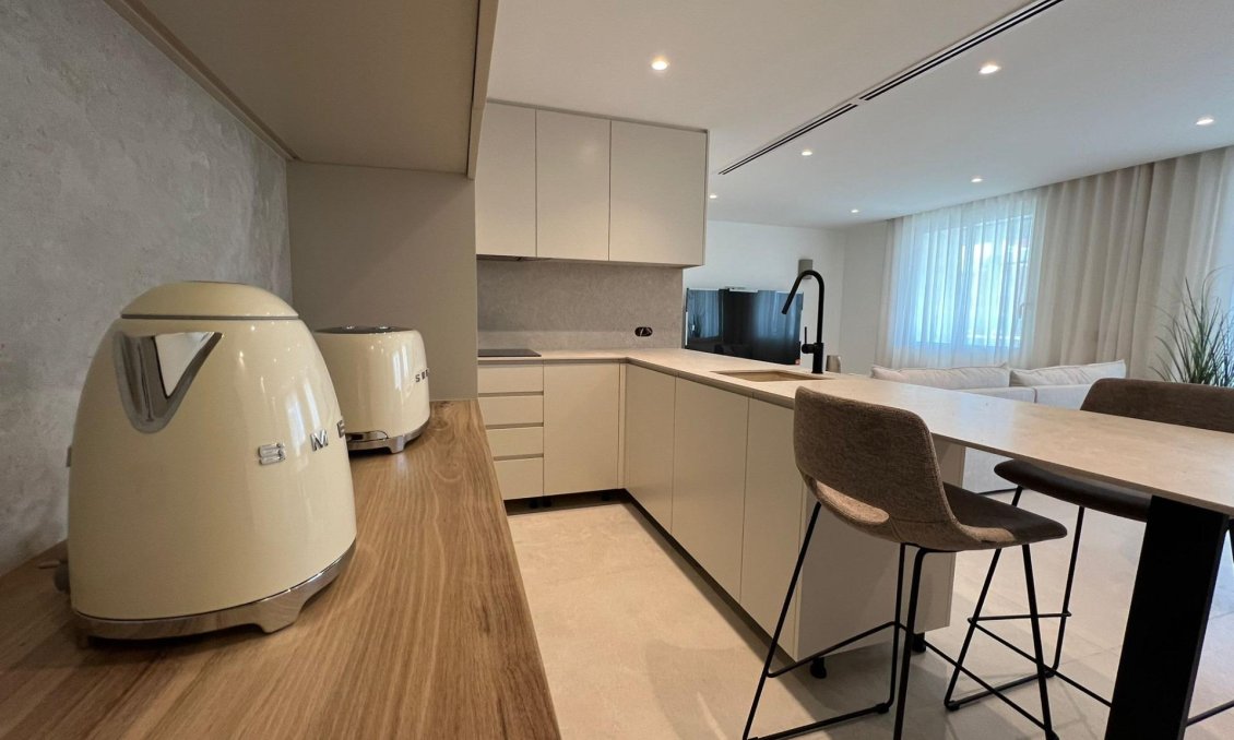 Segunda mano - Apartamento -
Torrevieja - El Acequión - Los Náufragos
