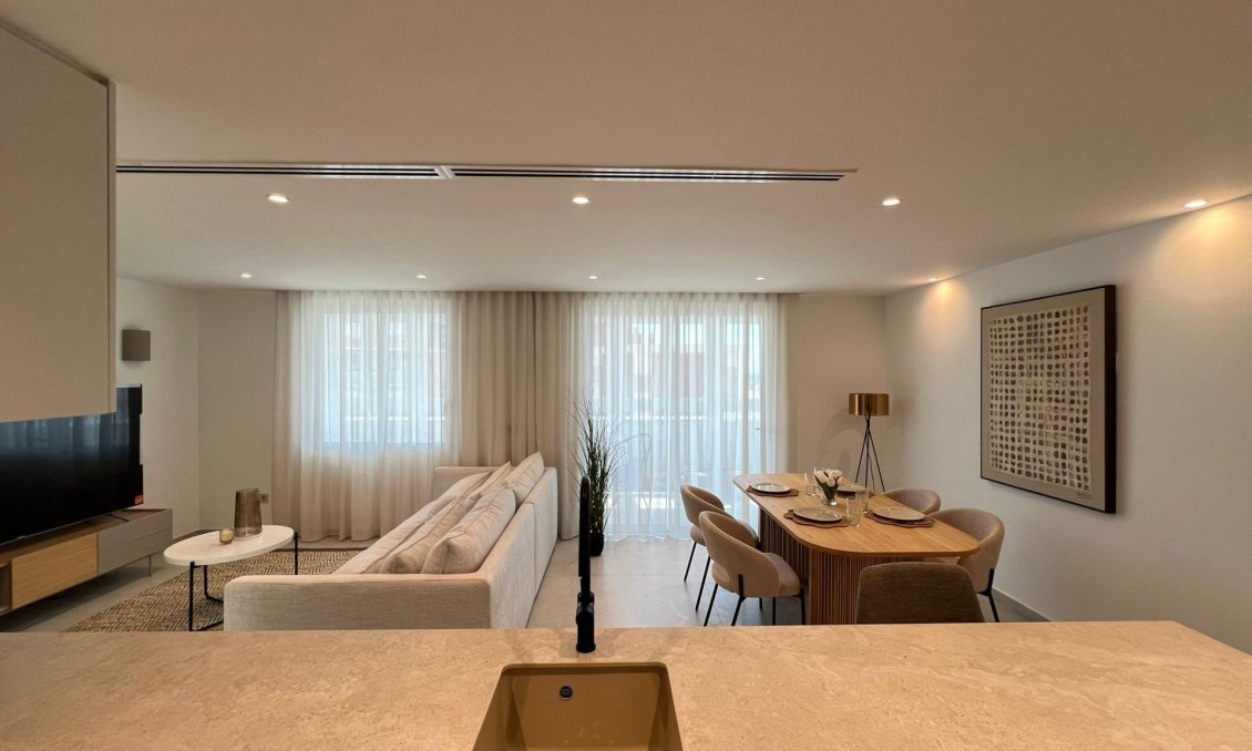 Segunda mano - Apartamento -
Torrevieja - El Acequión - Los Náufragos