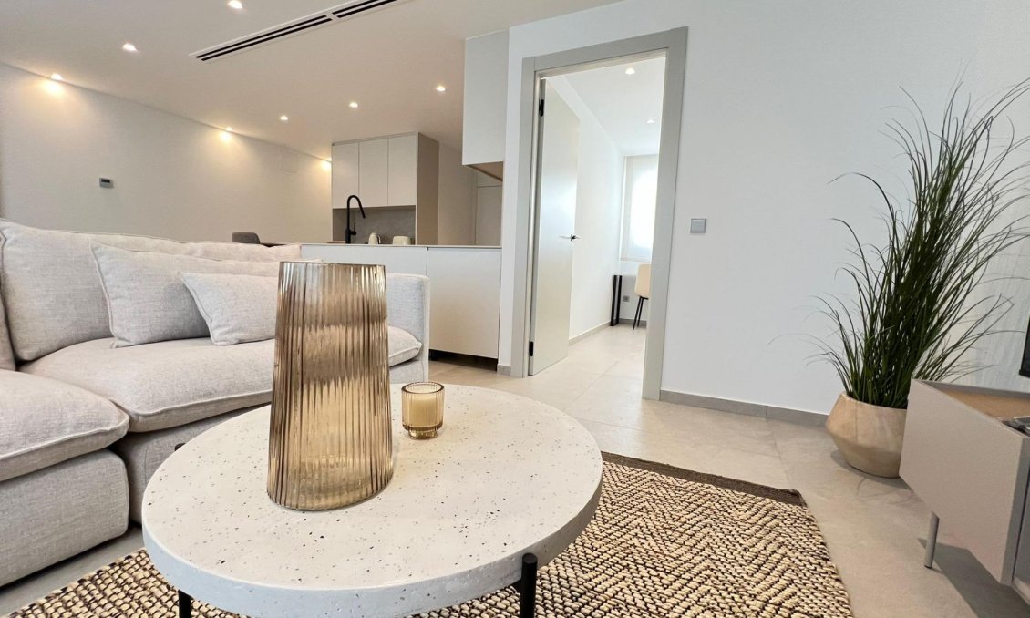 Segunda mano - Apartamento -
Torrevieja - El Acequión - Los Náufragos