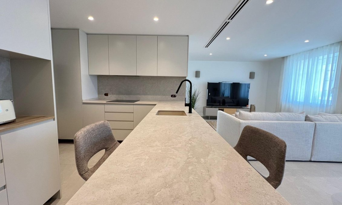 Segunda mano - Apartamento -
Torrevieja - El Acequión - Los Náufragos