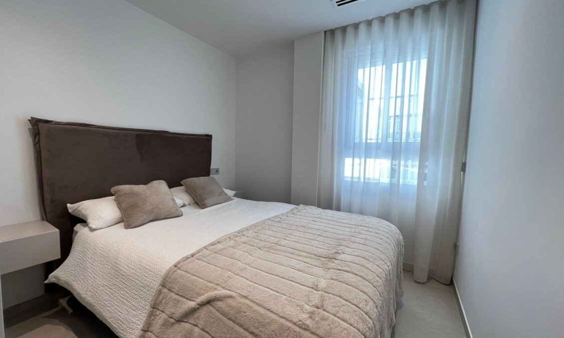 Segunda mano - Apartamento -
Torrevieja - El Acequión - Los Náufragos