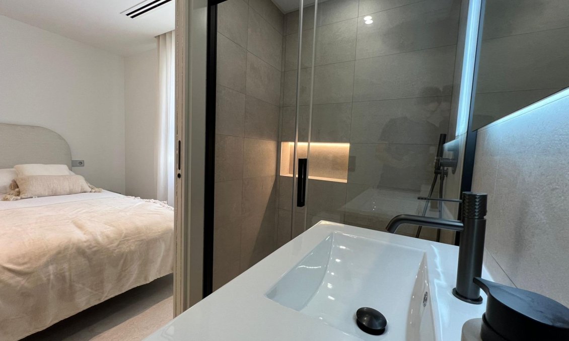 Segunda mano - Apartamento -
Torrevieja - El Acequión - Los Náufragos