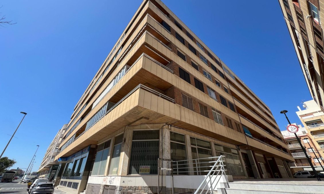 Segunda mano - Apartamento -
Torrevieja - El Acequión - Los Náufragos