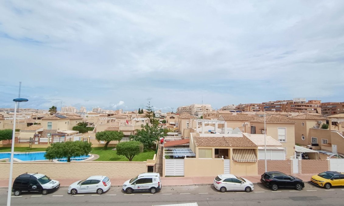 Revente - Bungalow -
Torrevieja - Parque Acuático - Sector 25