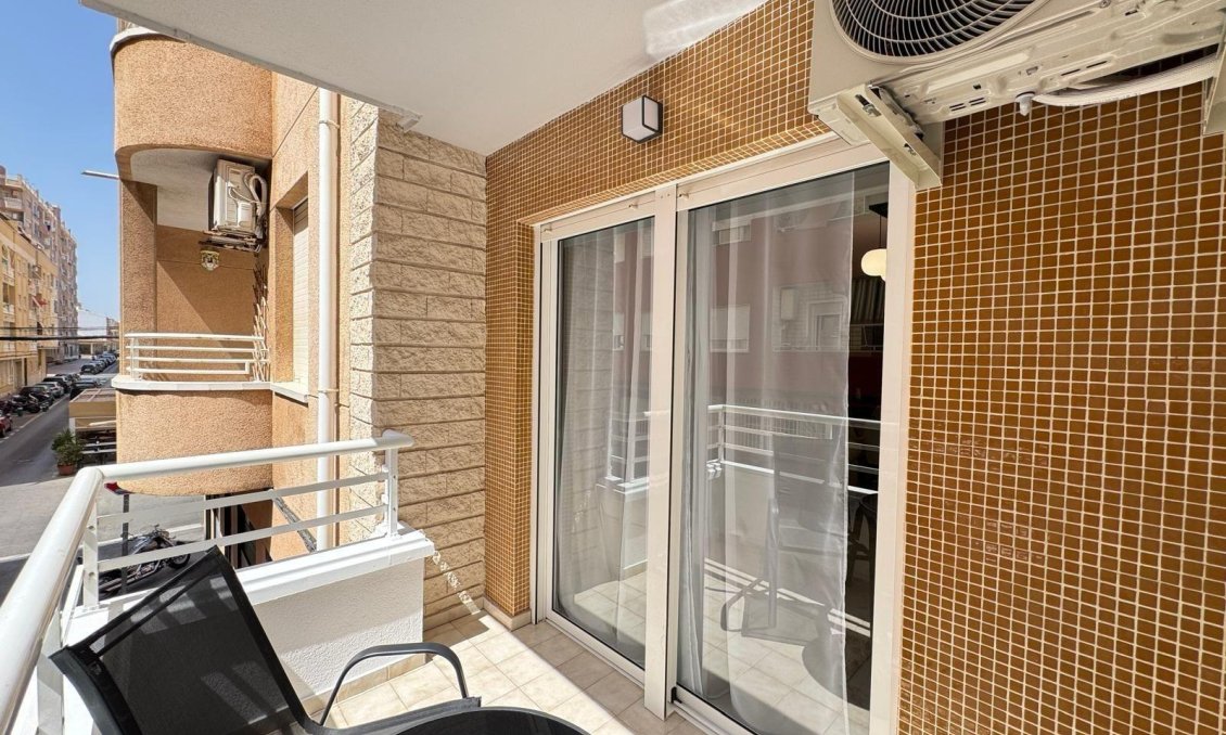 Wiederverkauf - Wohnung -
Torrevieja - Playa de los Locos