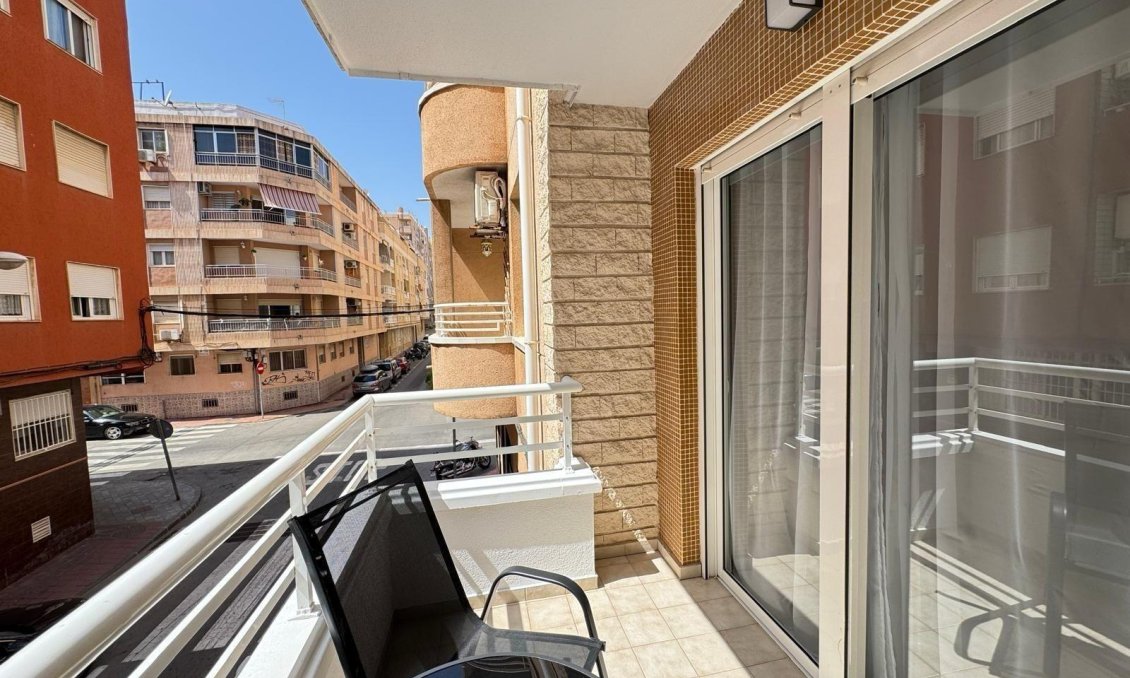 Wiederverkauf - Wohnung -
Torrevieja - Playa de los Locos