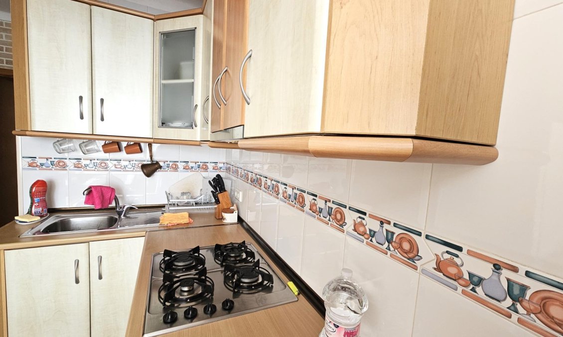 Segunda mano - Apartamento -
Torrevieja - Centro