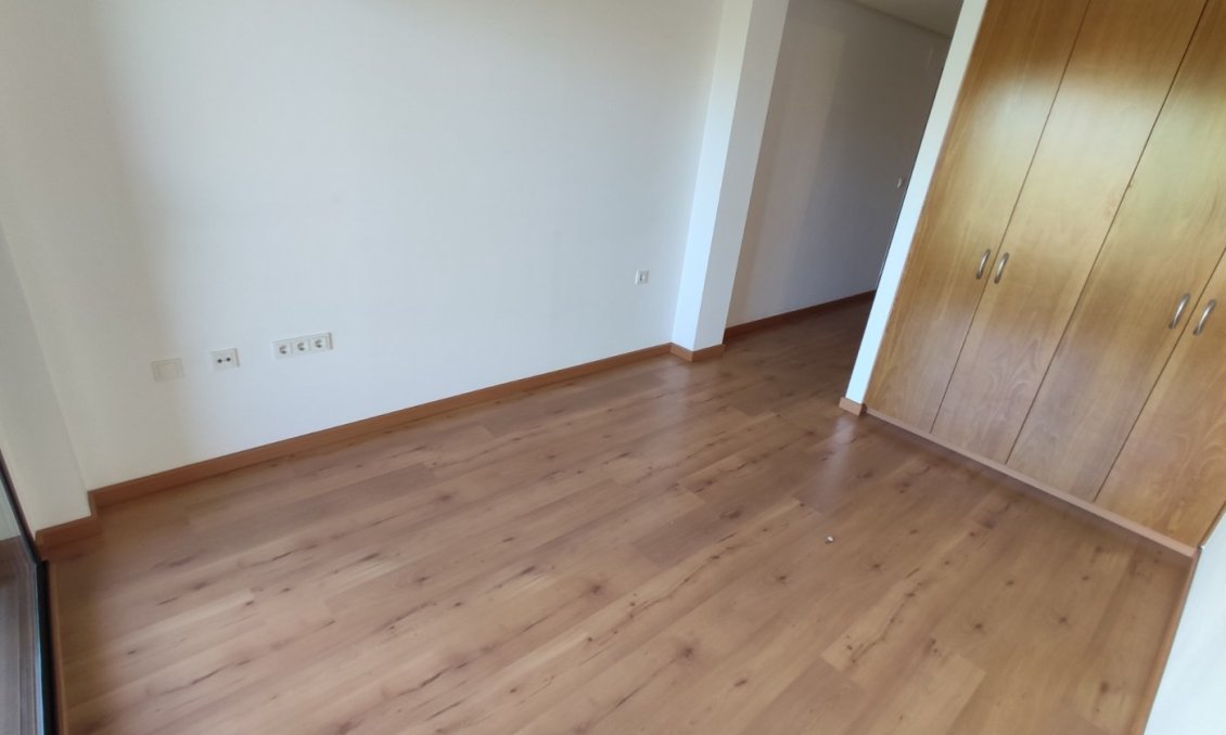 Segunda mano - Apartamento -
Torrevieja - Puerto