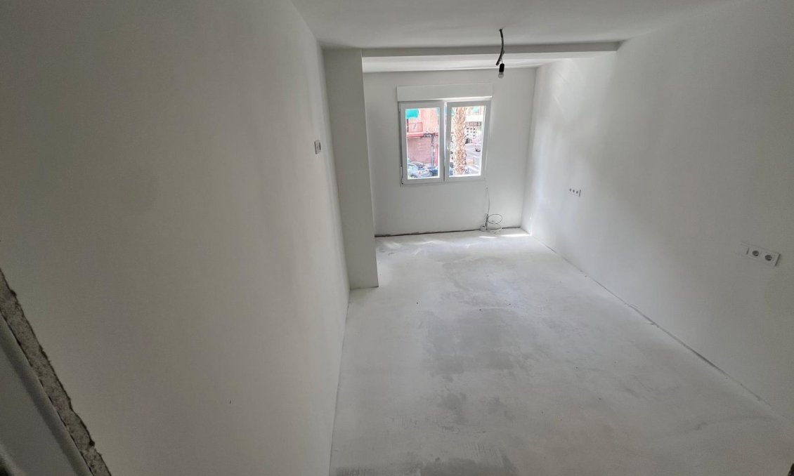 Segunda mano - Apartamento -
Torrevieja - Acequion