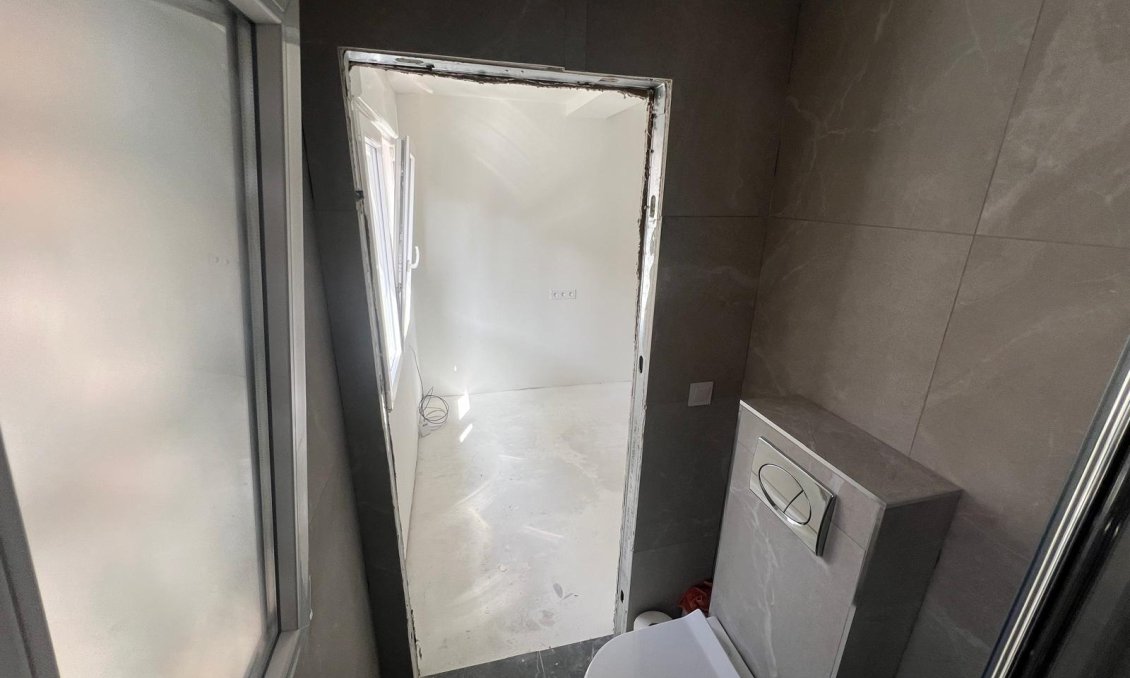 Segunda mano - Apartamento -
Torrevieja - Acequion