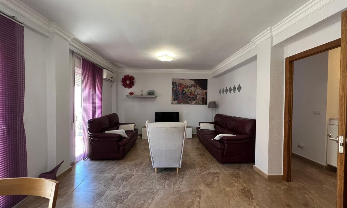 Segunda mano - Apartamento -
Torrevieja - Estacion De Autobuses