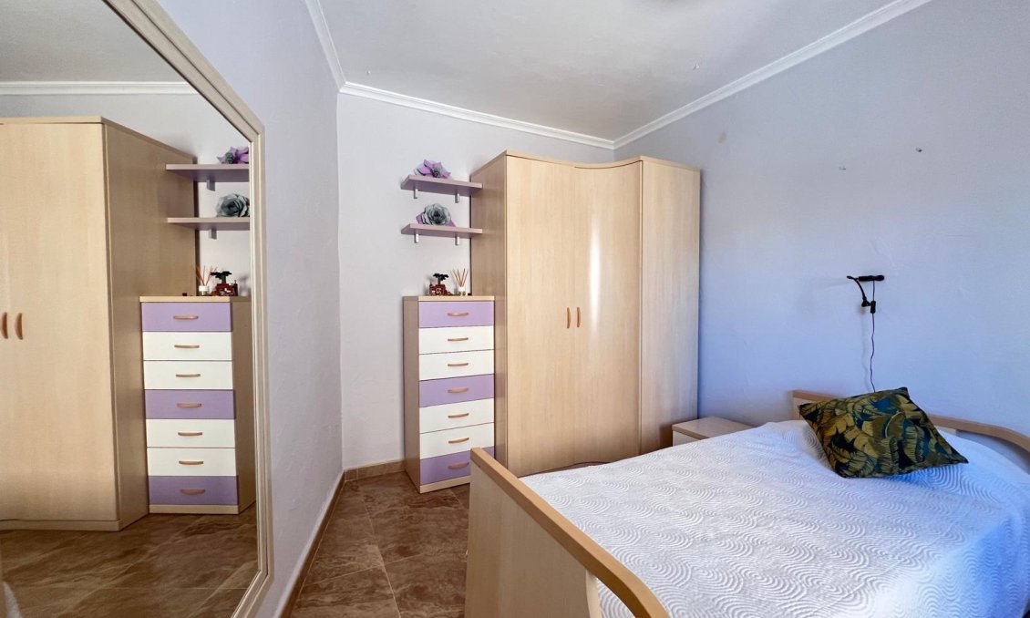 Segunda mano - Apartamento -
Torrevieja - Estacion De Autobuses