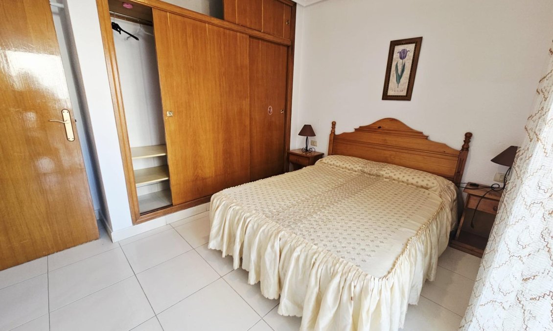 Segunda mano - Apartamento -
Guardamar del Segura - Pueblo