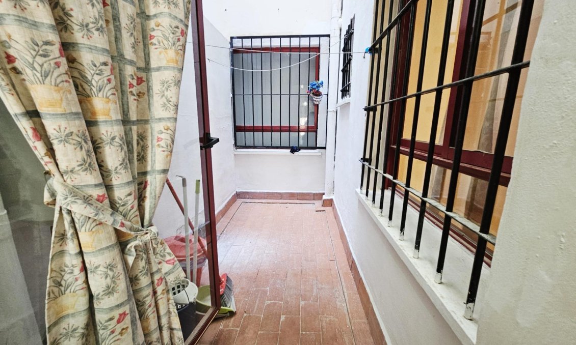 Segunda mano - Apartamento -
Guardamar del Segura - Pueblo