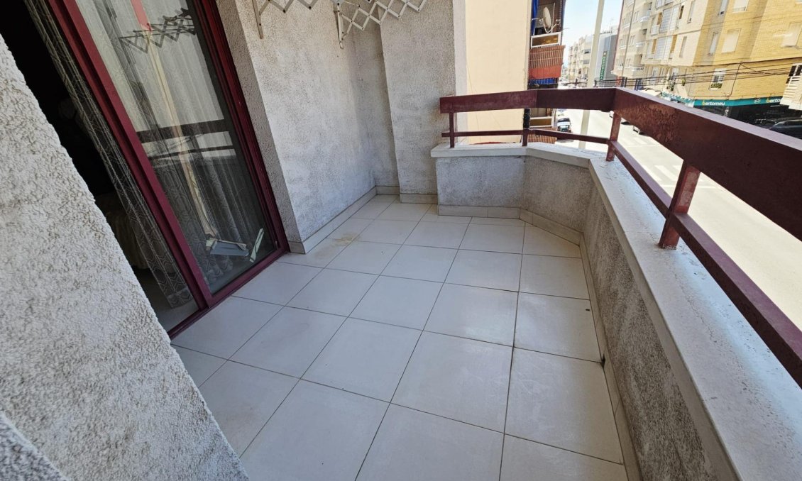 Segunda mano - Apartamento -
Guardamar del Segura - Pueblo