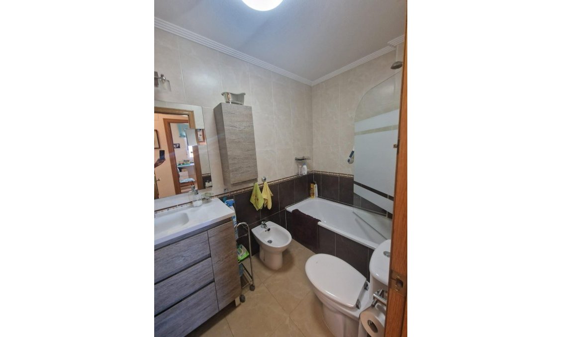 Használt Ingatlanok - Apartman -
Torrevieja - Torreblanca