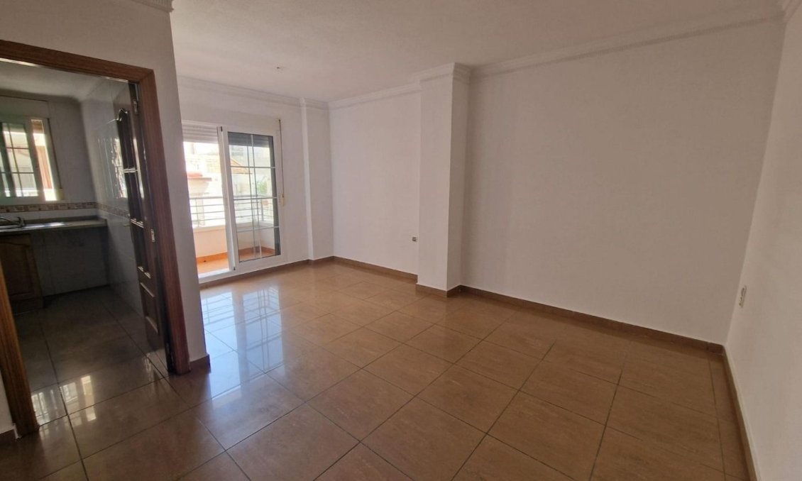 Wiederverkauf - Wohnung -
Torrevieja