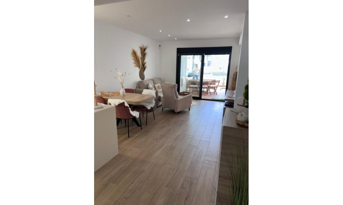 Segunda mano - Apartamento -
Los Balcones - Costa Blanca