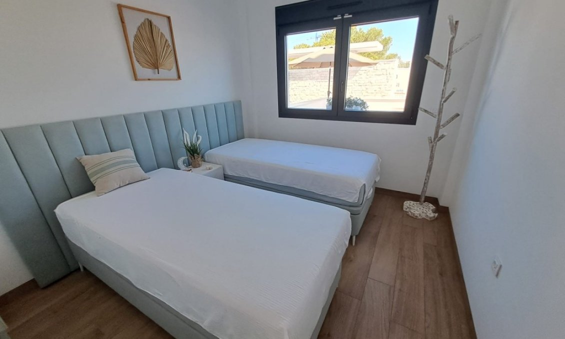 Segunda mano - Apartamento -
Los Balcones - Costa Blanca