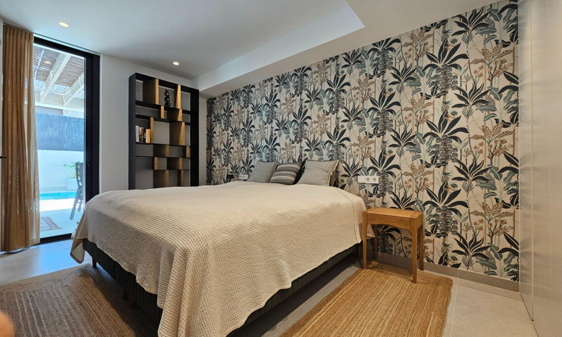 Segunda mano - Villa -
Torrevieja - Los Balcones