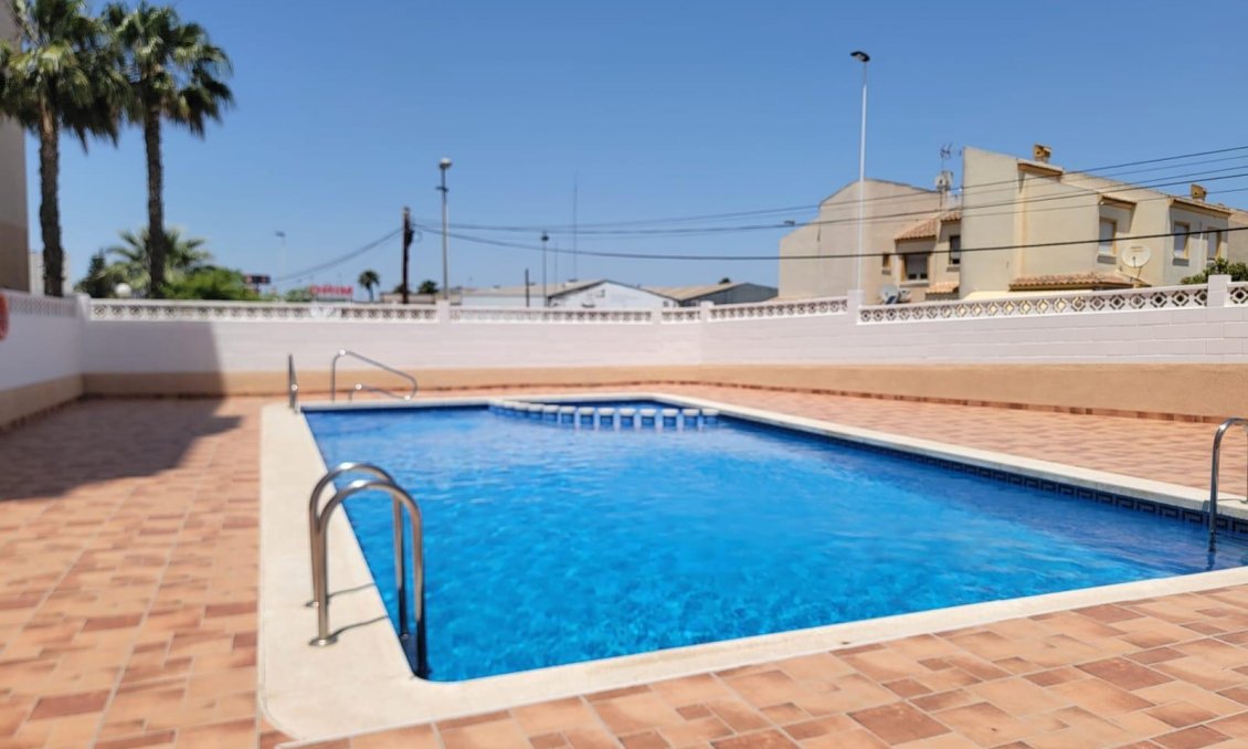 Segunda mano - Apartamento -
Torrevieja - Nueva Torrevieja